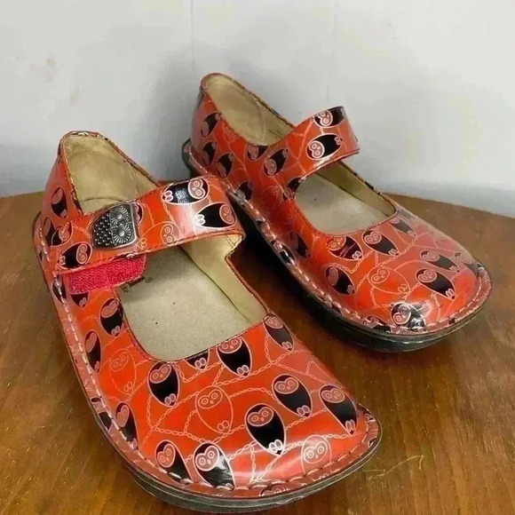 Alegria Shoes - Alegria Paloma Coral Owl Print Patent Leather Women's Size Eur 35 US 5